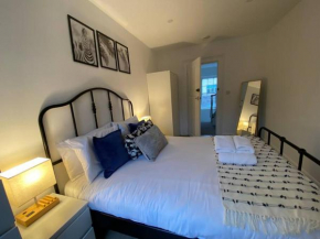 Explore London From the Heart of Soho London